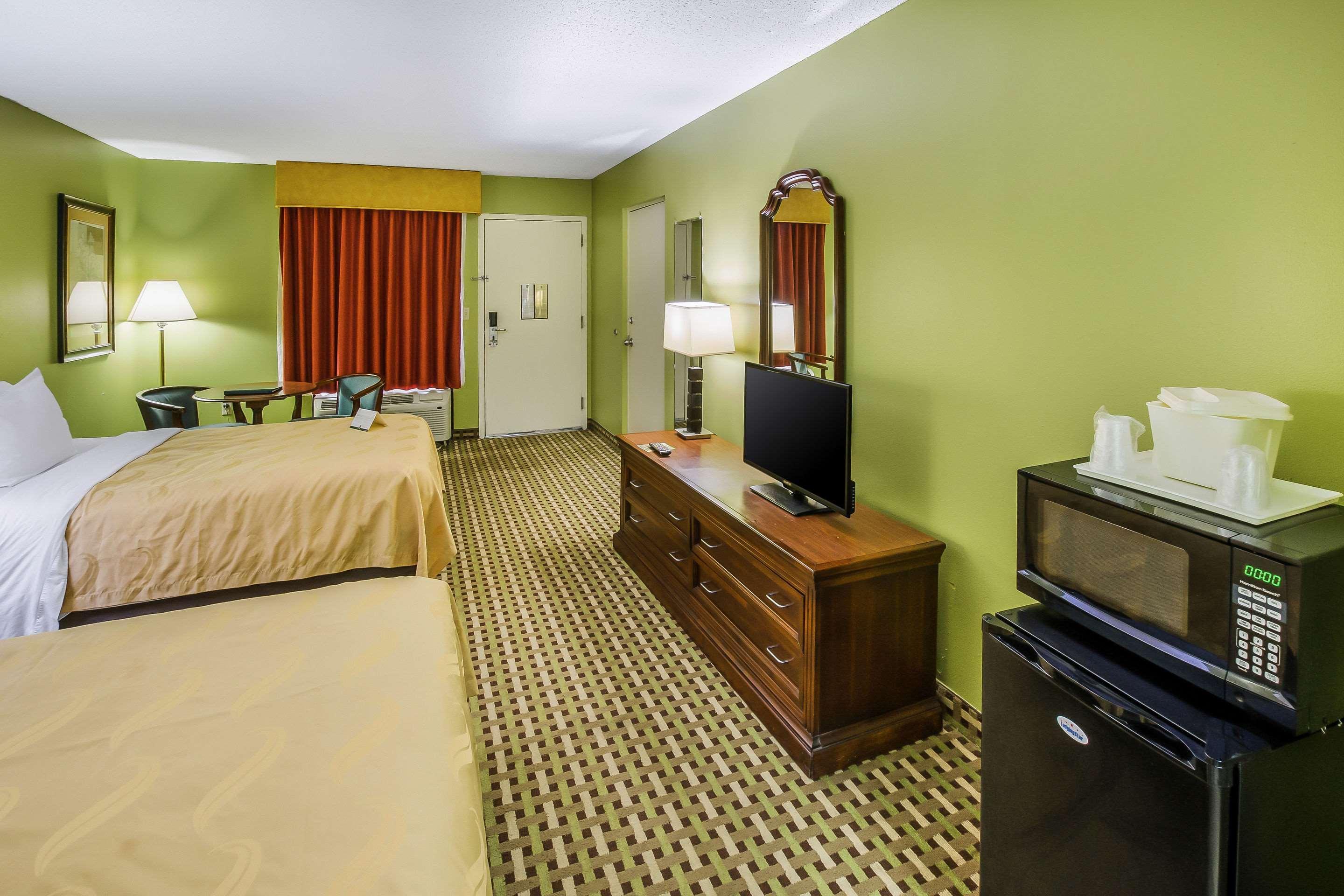 Quality Inn ברונסוויק מראה חיצוני תמונה