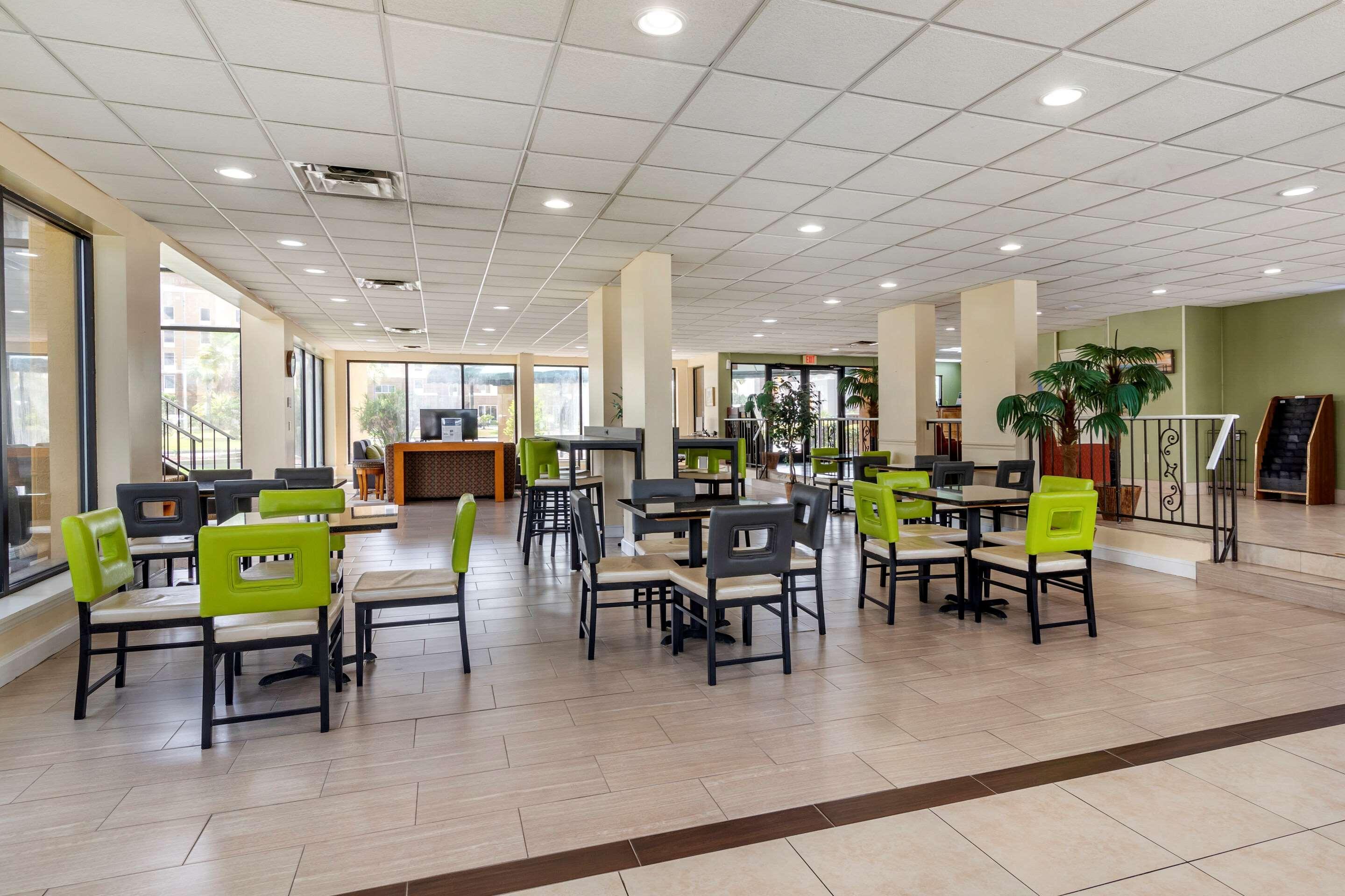 Quality Inn ברונסוויק מראה חיצוני תמונה